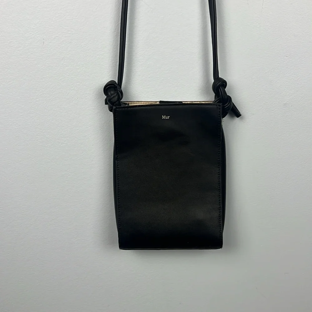 Mur women’s black crossbody knot strap purse